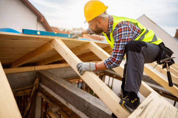Best Roof Gutter Cleaning  in Whiteland, IN
